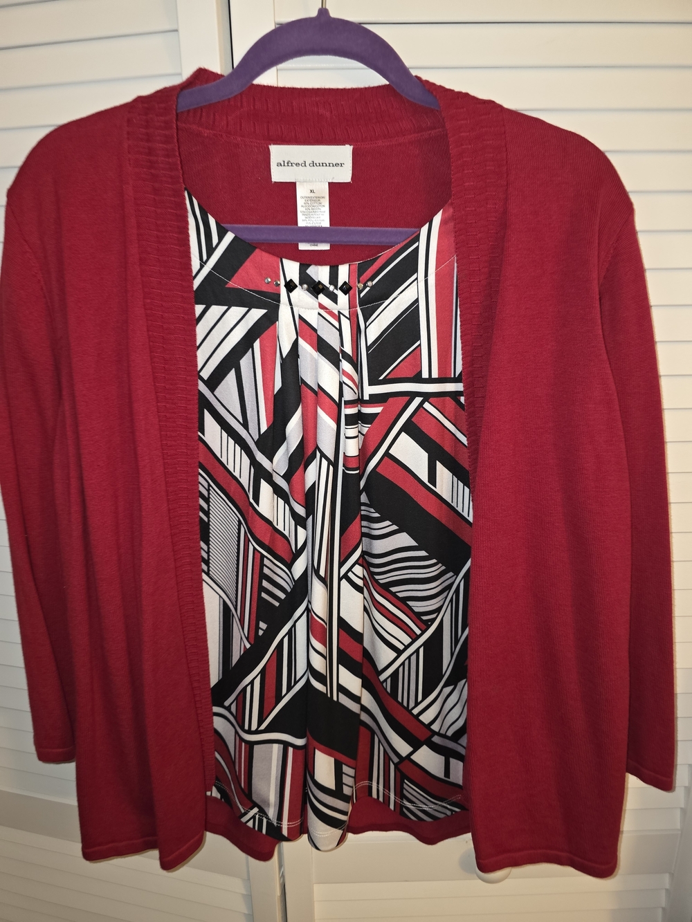 New Women's Alfred Dunner XL Red Open Knit Cardigan Attached Geometric Shell